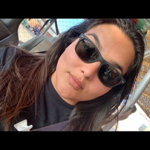 Meet your Posher, Micaela